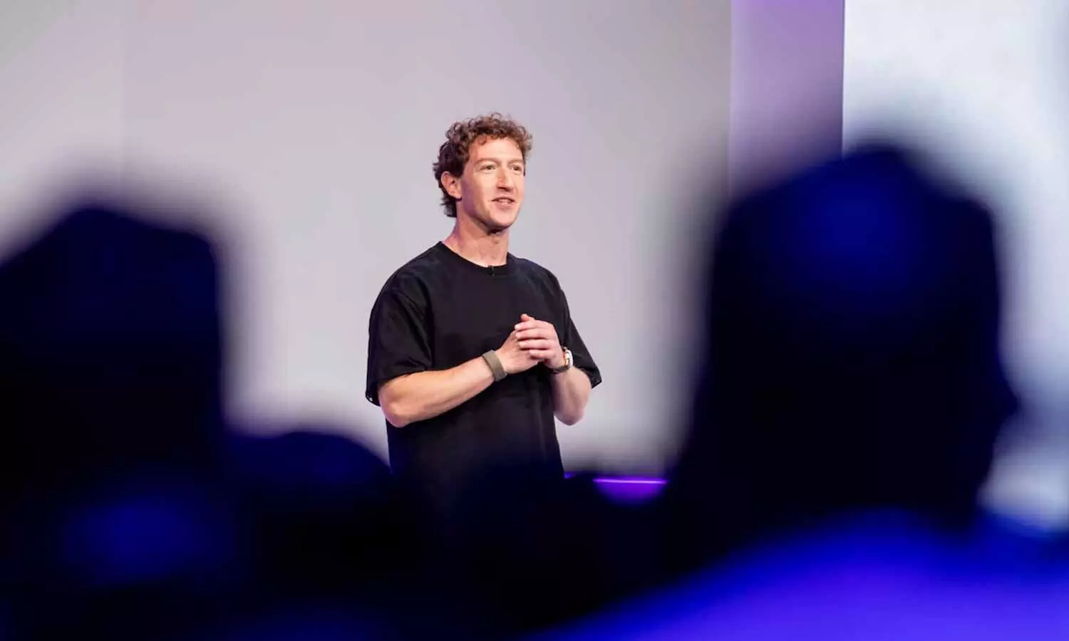 Zuckerberg distances Meta from calls for a coordinated approach on an AI slowdown Zuckerberg distances Meta from calls for a coordinated approach on an AI slowdown