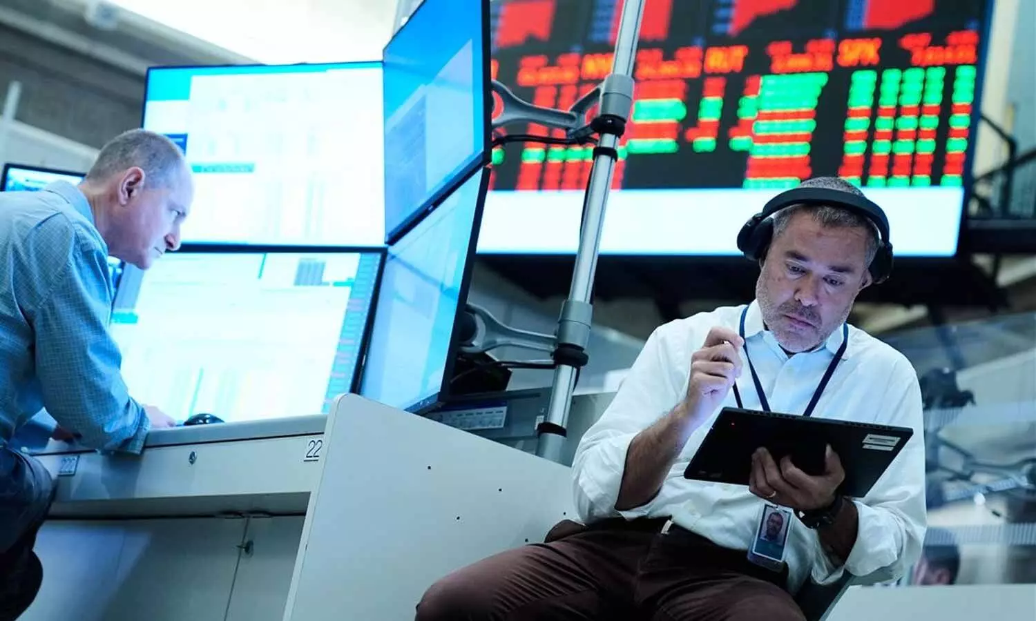 Wall Street holds steady ahead of the Feds decision as oil prices and bond yields ease Wall Street holds steady ahead of the Feds decision as oil prices and bond yields ease