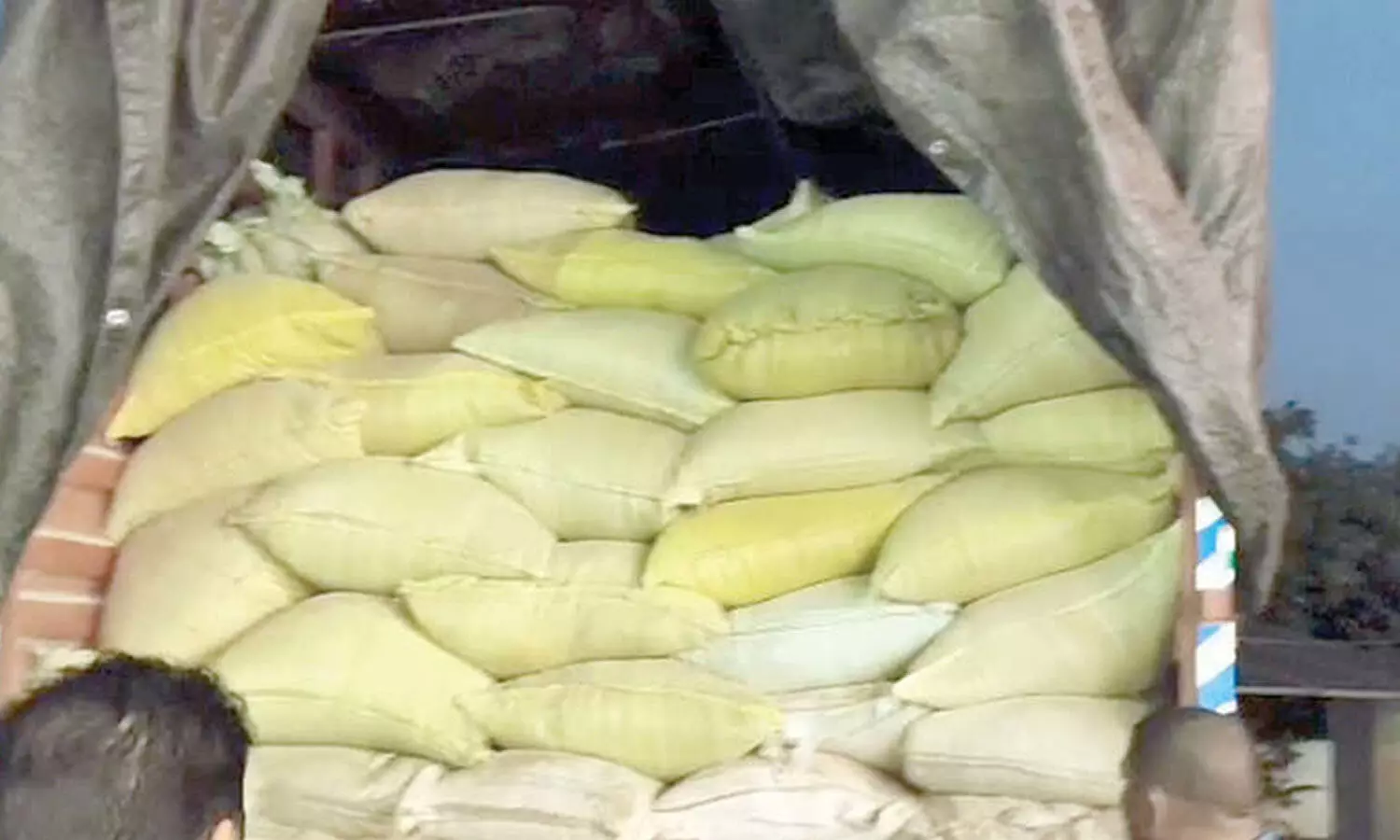 Two vehicles carrying adulterated poultry feed seized Two vehicles carrying adulterated poultry feed seized