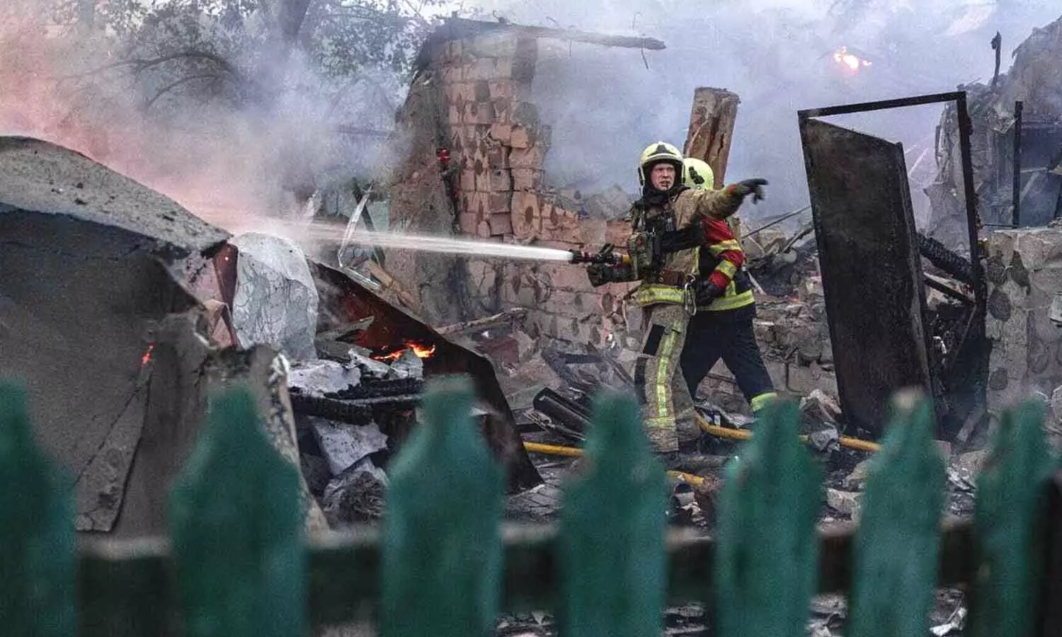 Russian attack on Ukraines capital injures at least 16 Russian attack on Ukraines capital injures at least 16