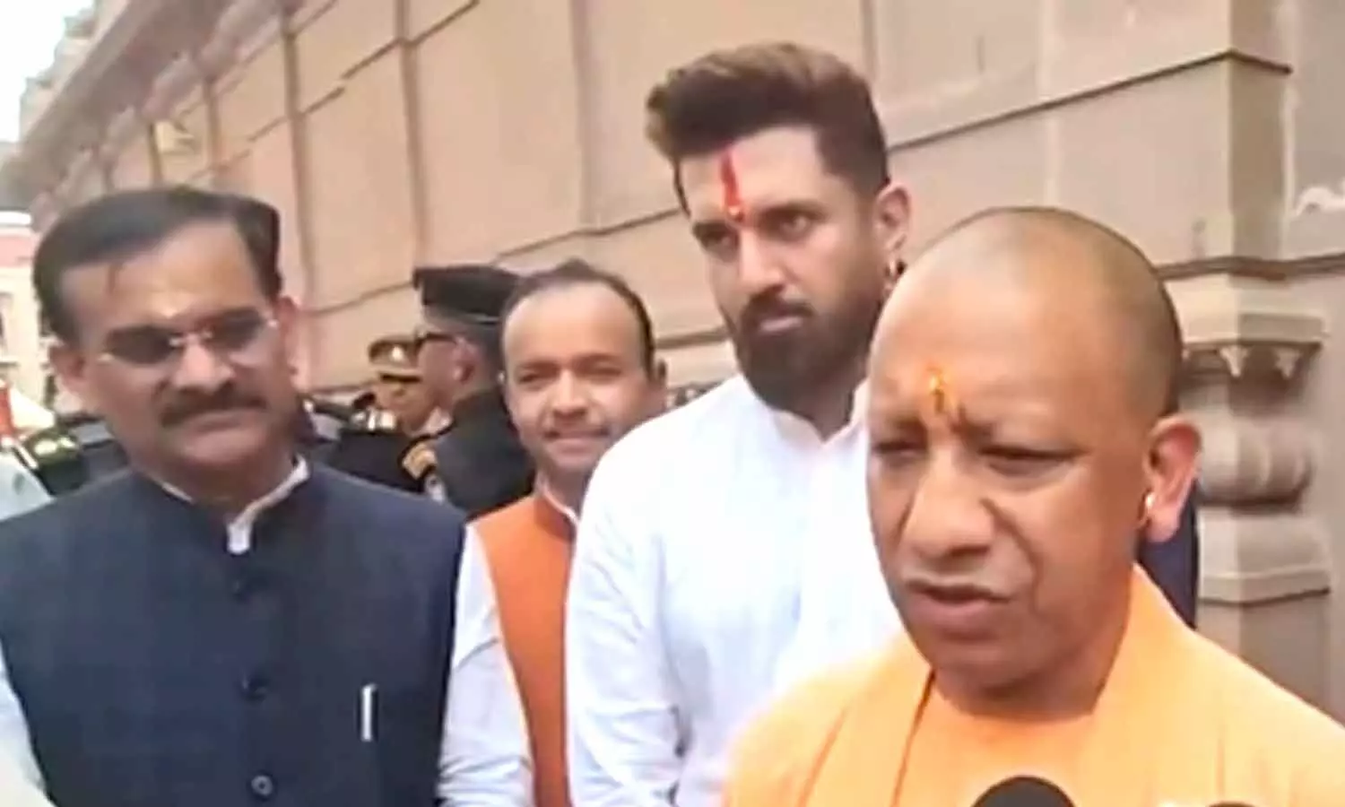 CM Yogi, Rajnath Singh perform special puja at Kashi Vishwanath on PM Modis birthday CM Yogi, Rajnath Singh perform special puja at Kashi Vishwanath on PM Modis birthday