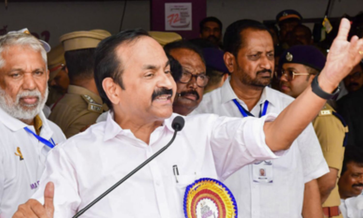 Kerala Chopper Contract Leaves Satheesan Facing Political Dilemma