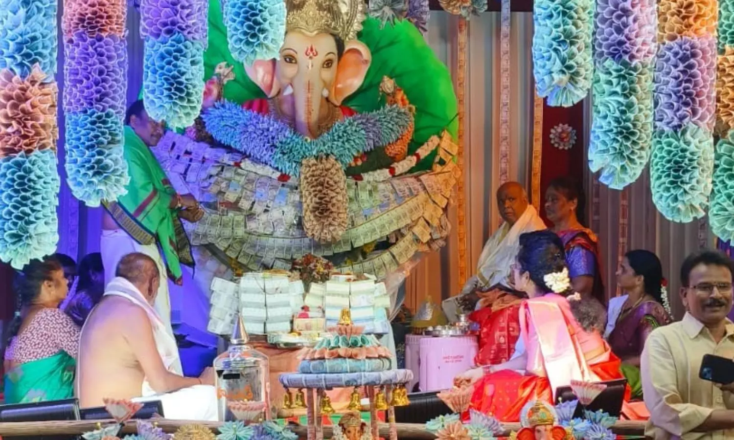 Vinayaka Trust Bhavan in Shivanagar Vinayaka Trust Bhavan in Shivanagar