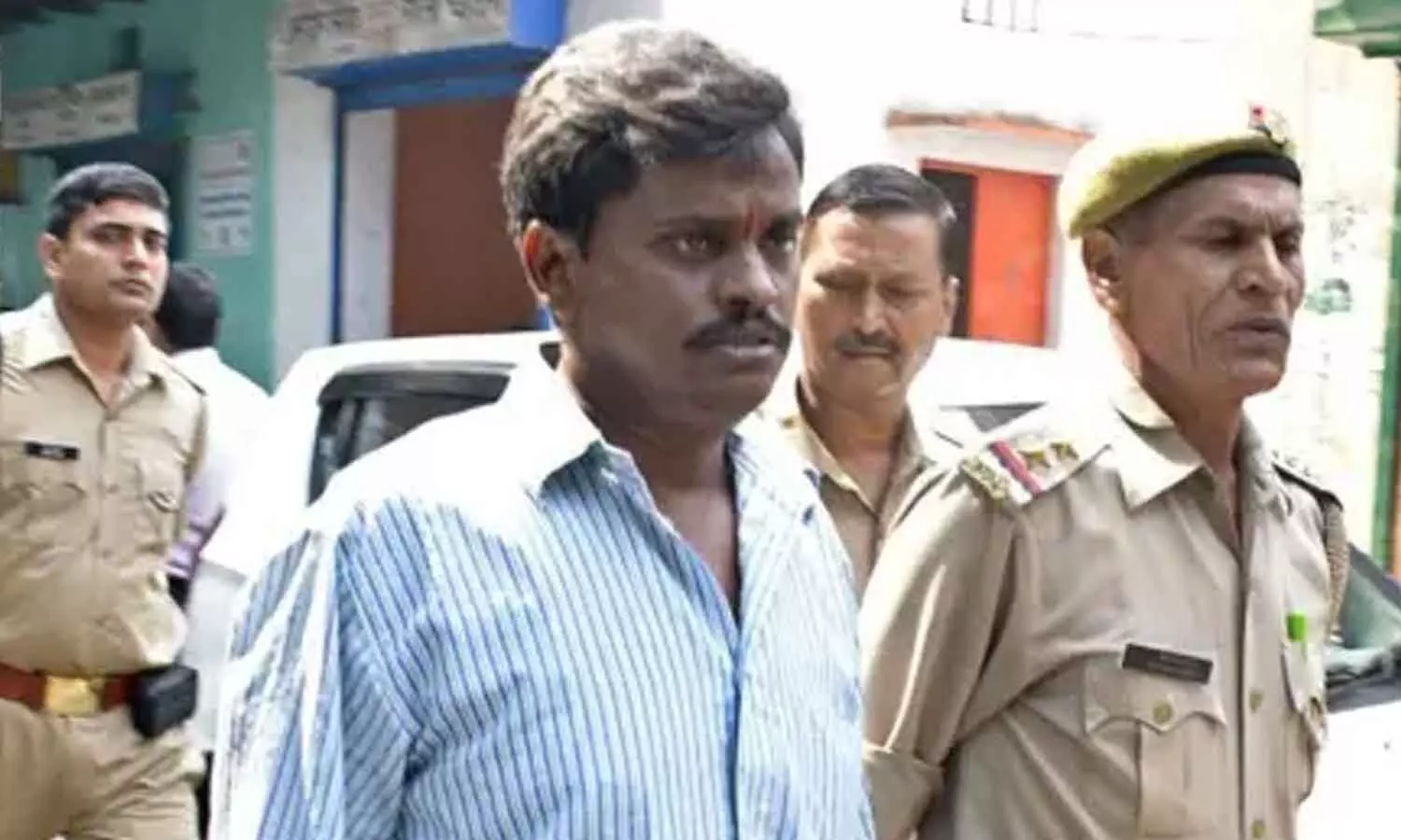 Nithari case: Surendra Koli found hanging Nithari case: Surendra Koli found hanging