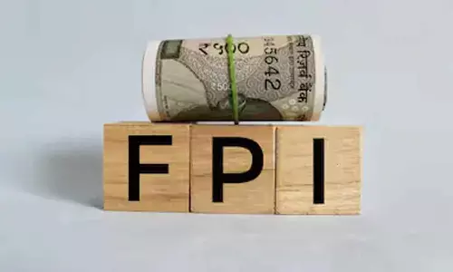 FPIs retreat as crude, dollar pressure equities FPIs retreat as crude, dollar pressure equities
