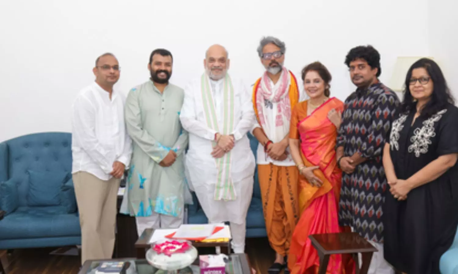 Union Home and Cooperation Minister Amit Shah met the cast of the film ‘Hanuman Ansh’ Union Home and Cooperation Minister Amit Shah met the cast of the film ‘Hanuman Ansh’