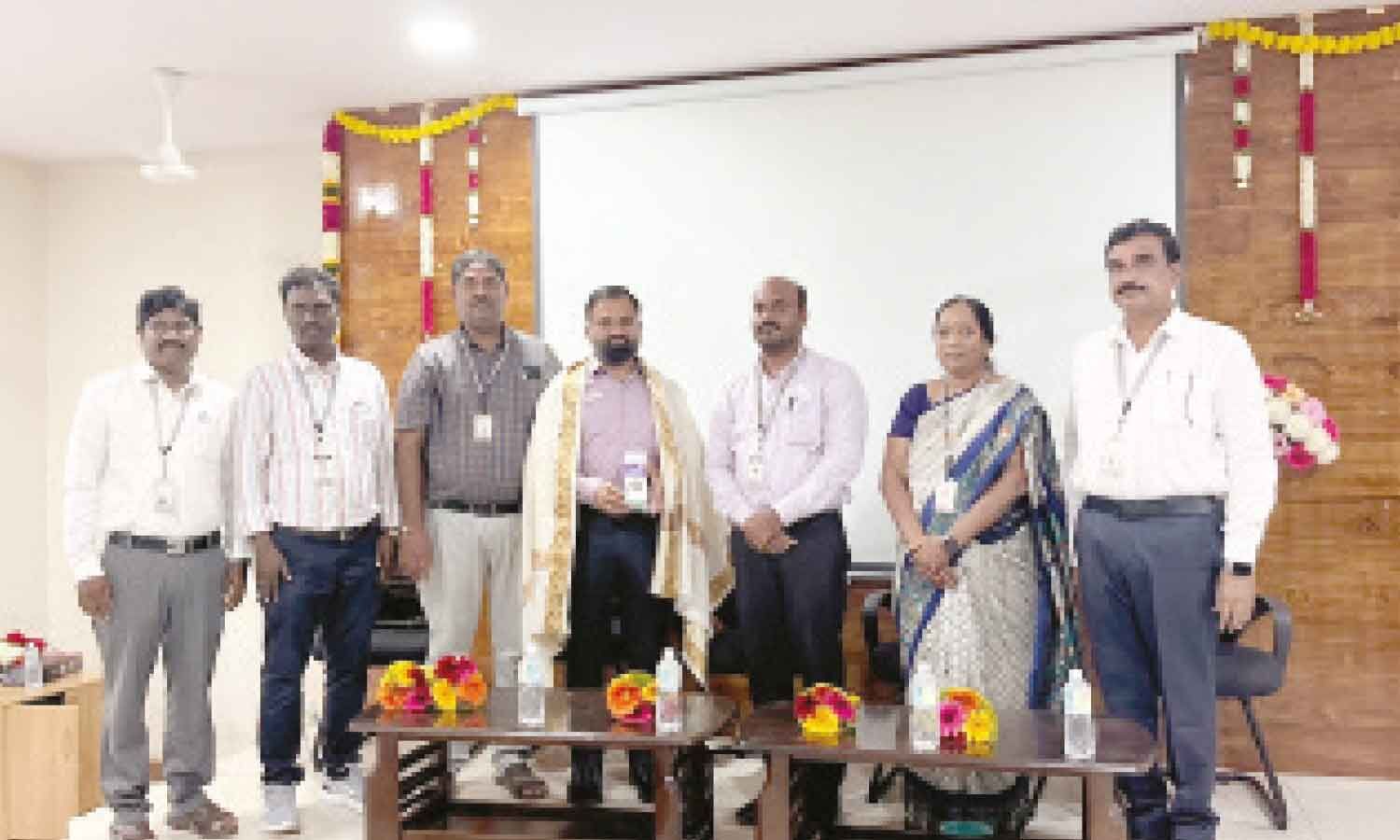 Vishnu Institute Inaugurates FDP on VLSI for AI