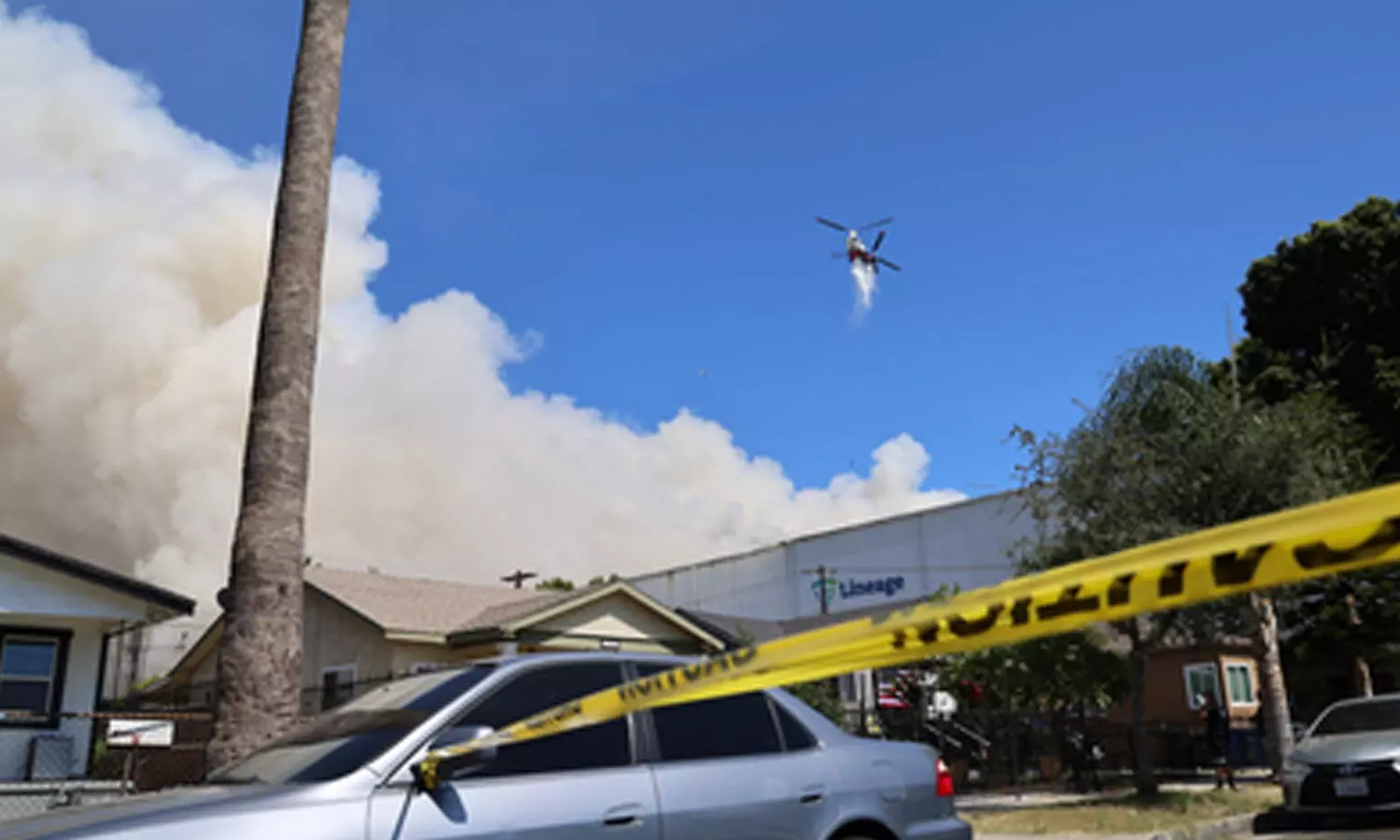 Two pilots killed in helicopter crash fighting wildfire in US California Two pilots killed in helicopter crash fighting wildfire in US California
