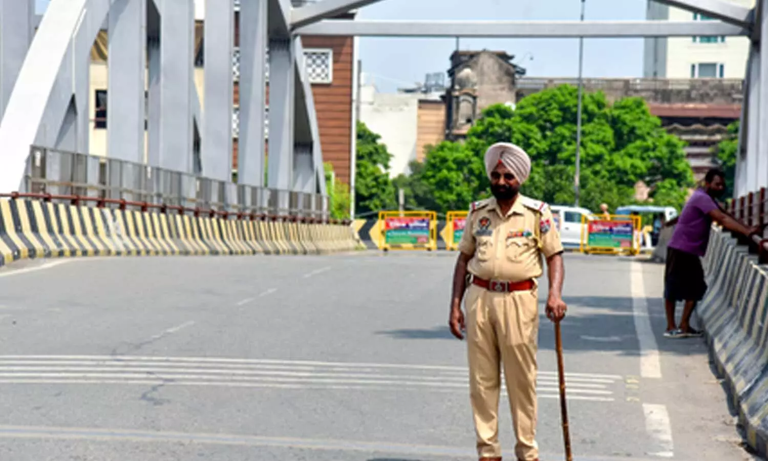 Fact check: Punjab Police denies issuing advisory asking personnel to avoid commuting in uniform Fact check: Punjab Police denies issuing advisory asking personnel to avoid commuting in uniform