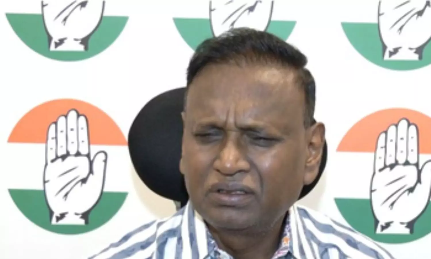 Congress leader Udit Raj said on Tuesday that sometimes in politics 1+1 is not 2 but 11. Congress leader Udit Raj said on Tuesday that sometimes in politics 1+1 is not 2 but 11.
