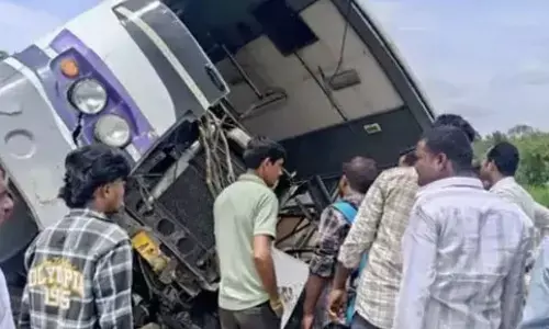 20 injured after bus overturns in Annamayya district