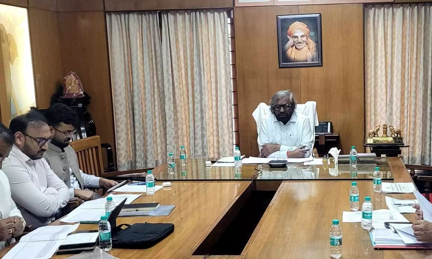 500 lakes in seven districts to be rejuvenated at a cost of Rs 150 crore: Khandre 500 lakes in seven districts to be rejuvenated at a cost of Rs 150 crore: Khandre
