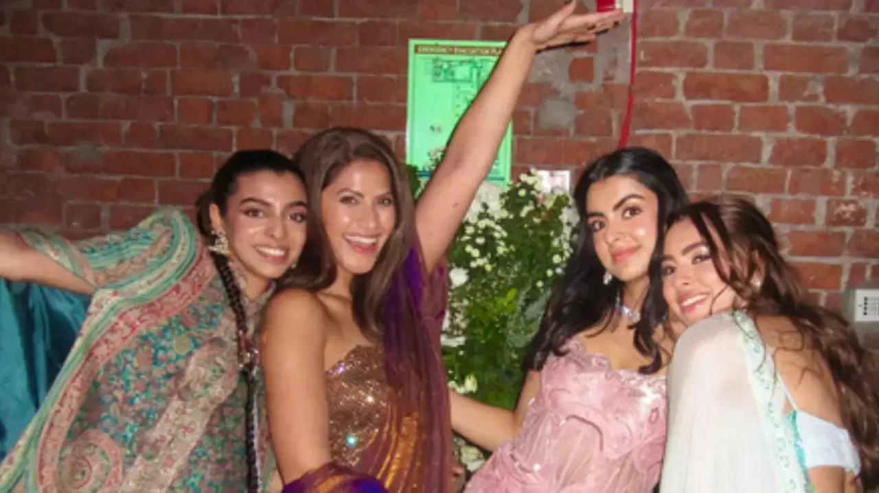 Filmmaker Anurag Kashyap’s daughter Aaliyah Kashyap shared pictures from the engagement celebration Filmmaker Anurag Kashyap’s daughter Aaliyah Kashyap shared pictures from the engagement celebration