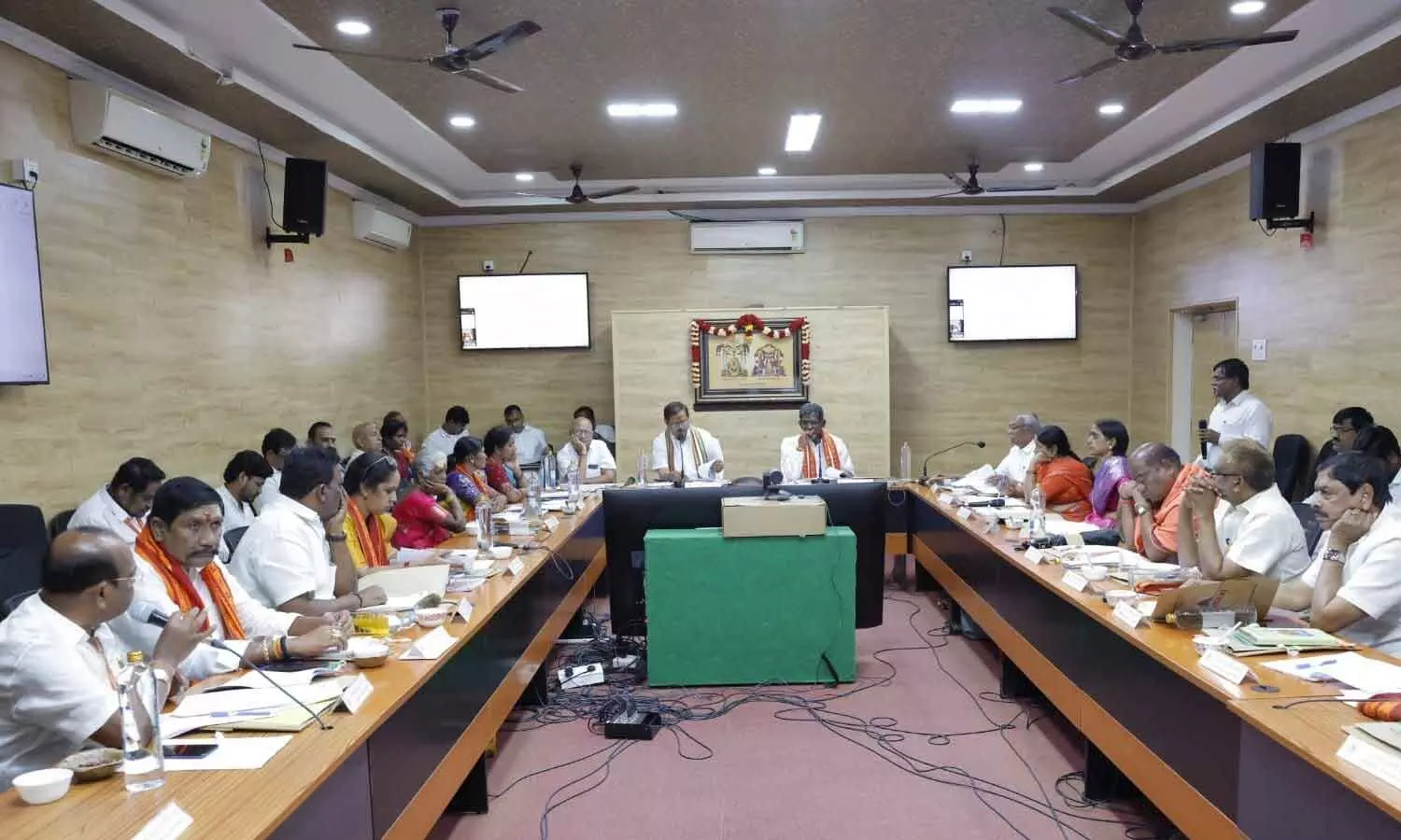 Srisailam temple trust board chairman accompanied by EO M Srinivasa Rao addressing a meeting on Wednesday Srisailam temple trust board chairman accompanied by EO M Srinivasa Rao addressing a meeting on Wednesday