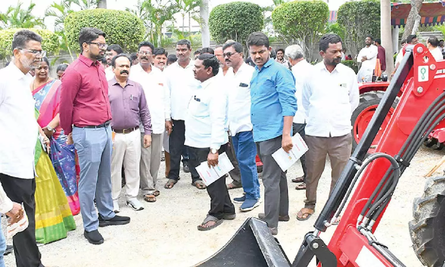 DC advises farmers to integrate tech into agri practices DC advises farmers to integrate tech into agri practices