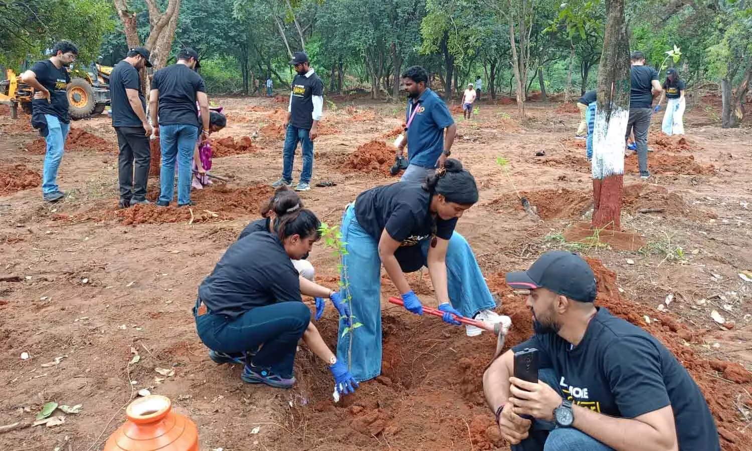 Special Haritha Haram (Green Drive) at Agri-University in Collaboration with Nirman NGO Special Haritha Haram (Green Drive) at Agri-University in Collaboration with Nirman NGO
