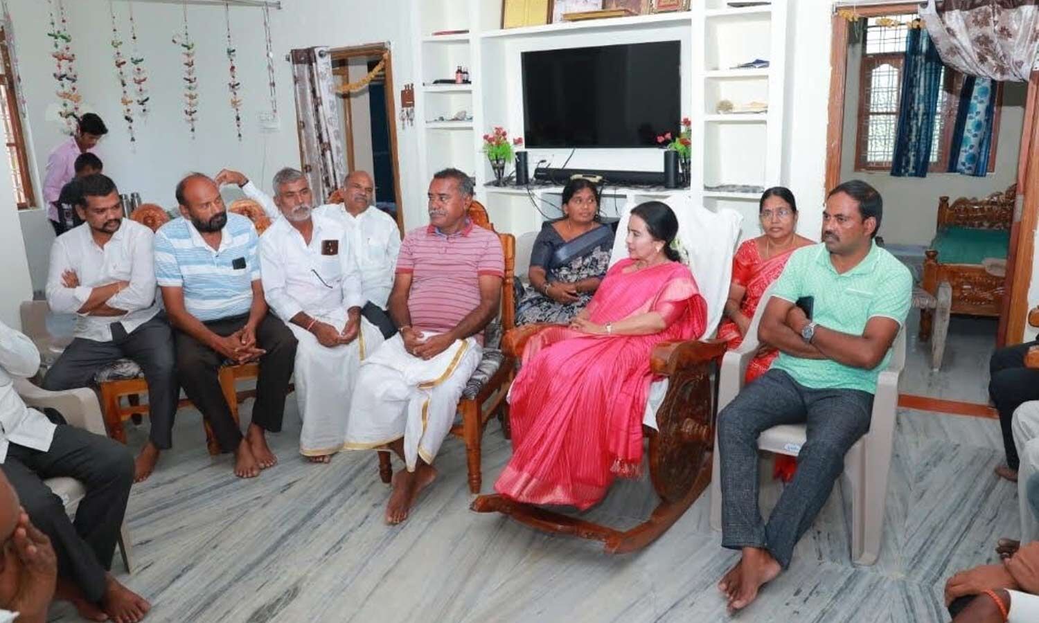 Jhansi Reddy Visits Ailing Congress Leaders During Recovery