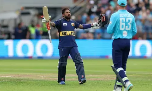Sri Lanka beats England by 16 runs after 121 by captain Mendis to take ODI series to a decider