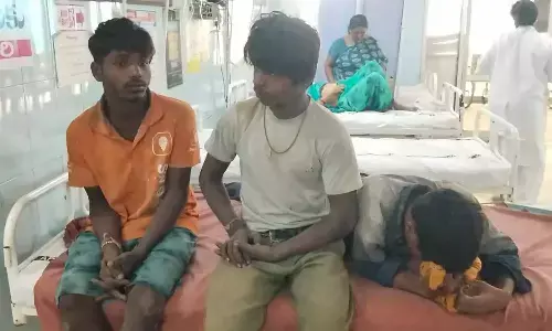 12 workers injured in Thamballapalle crash