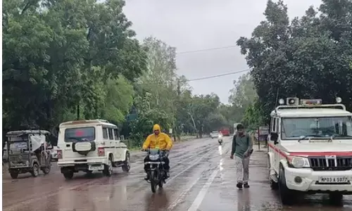 A very heavy rainfall alert has been issued on Saturday in thirteen districts of Madhya Pradesh.