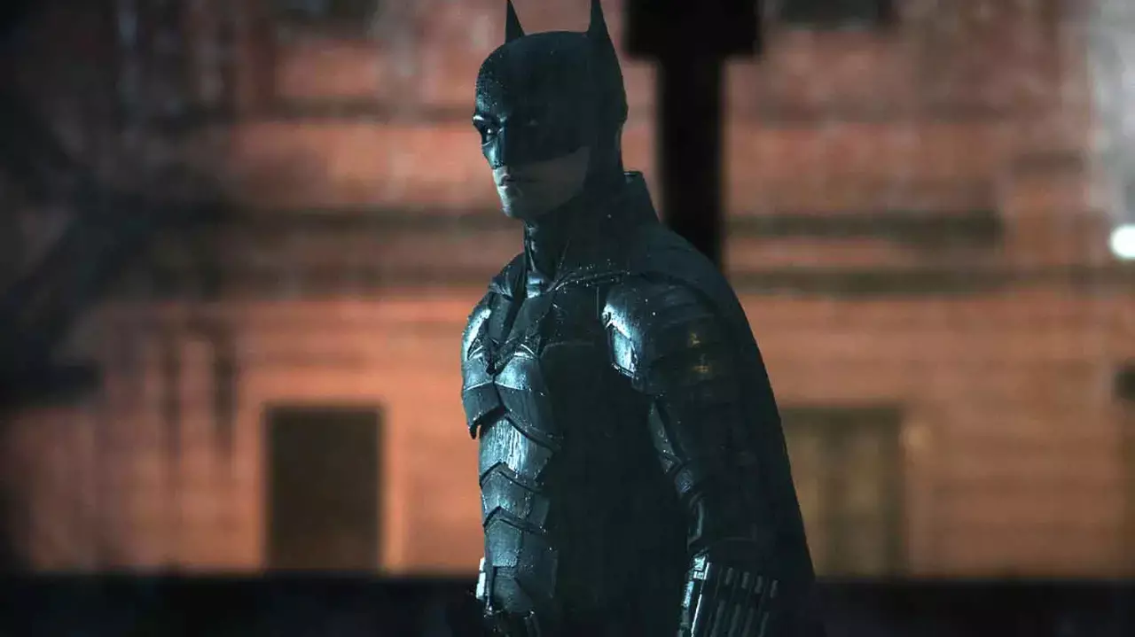 Robert Pattinson thinks his Batman will find it tough to interact with other DC Universe characters