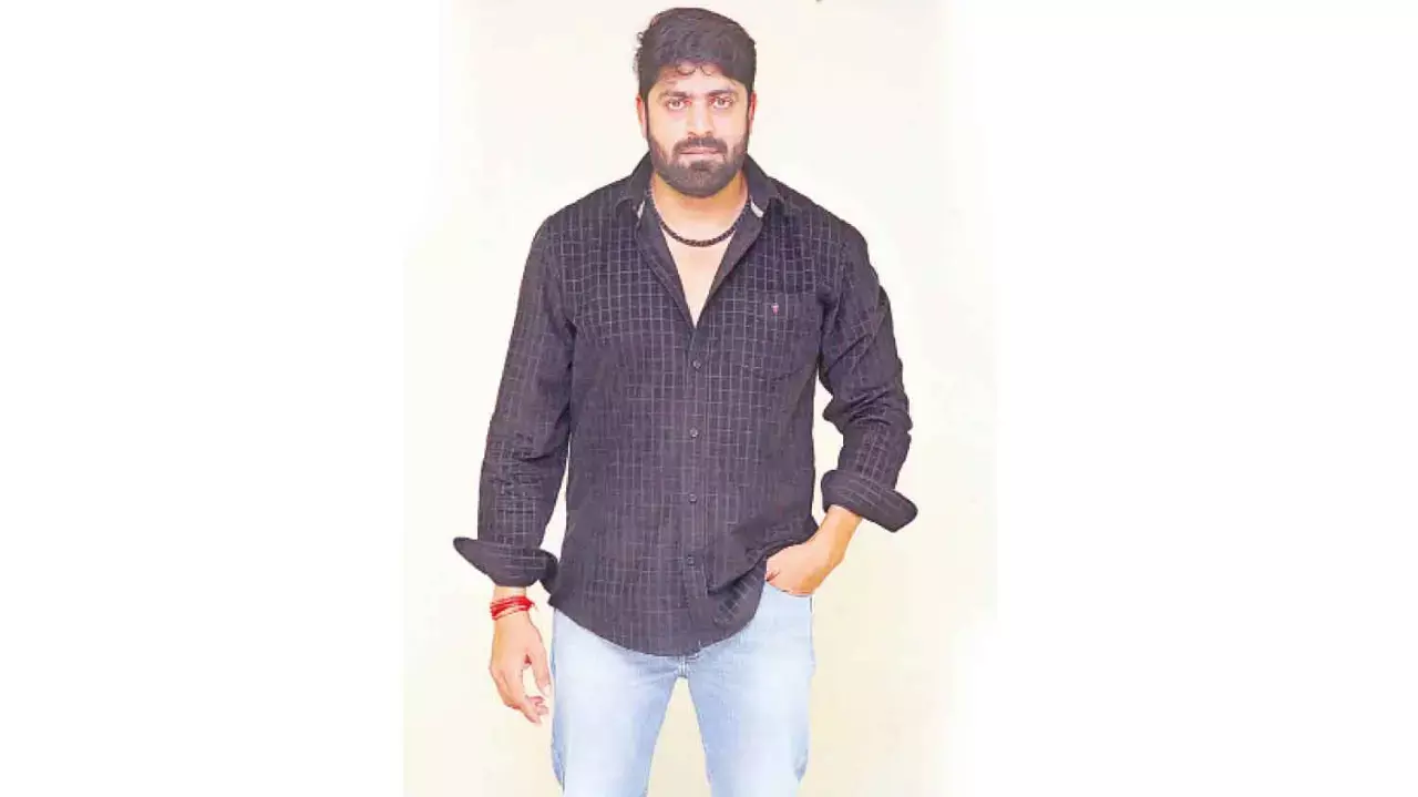Actor Shiraz Mehdi raises concerns over theatre access for small films