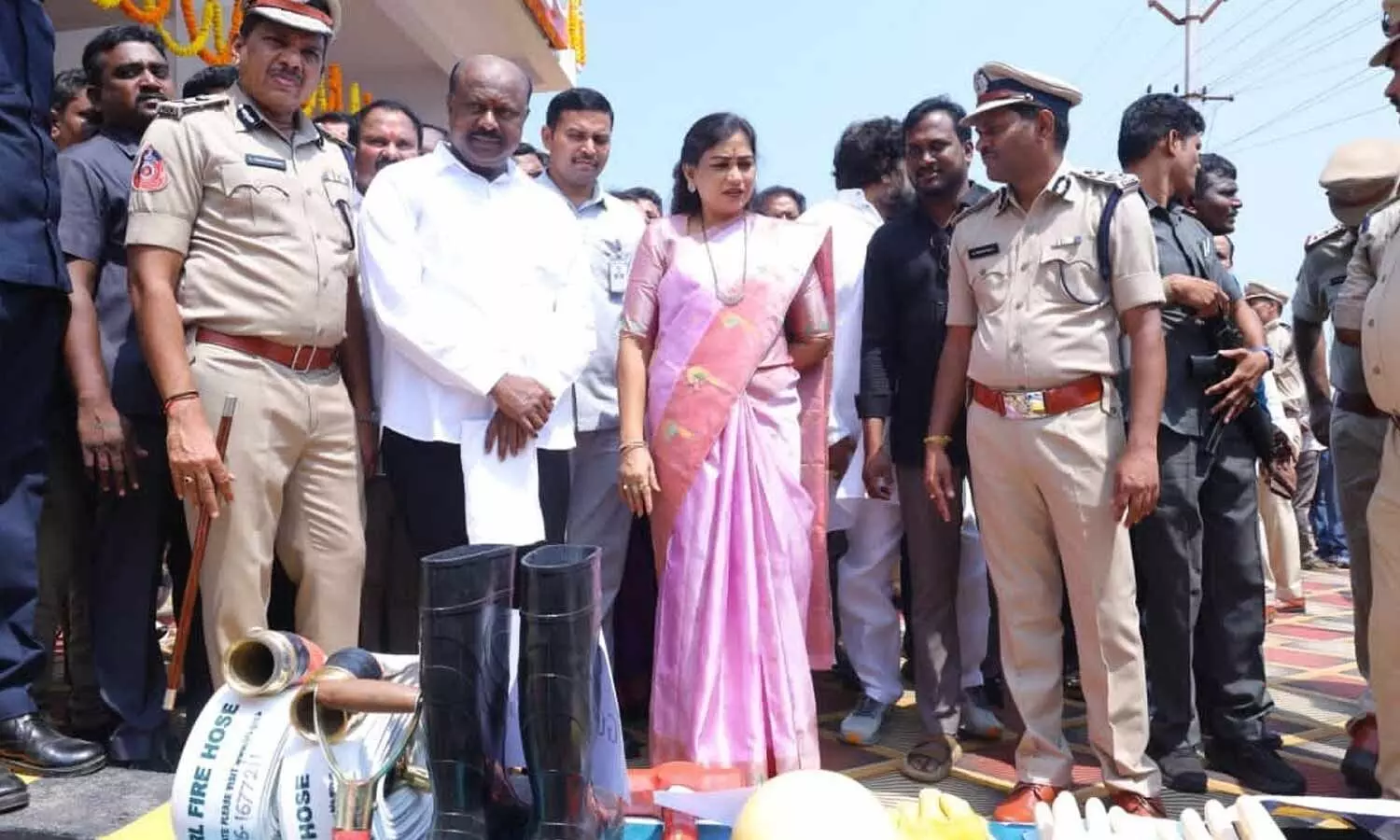 Home Minister Vangalapudi Anitha interacting with police personnel in Anakapalli on Sunday Home Minister Vangalapudi Anitha interacting with police personnel in Anakapalli on Sunday
