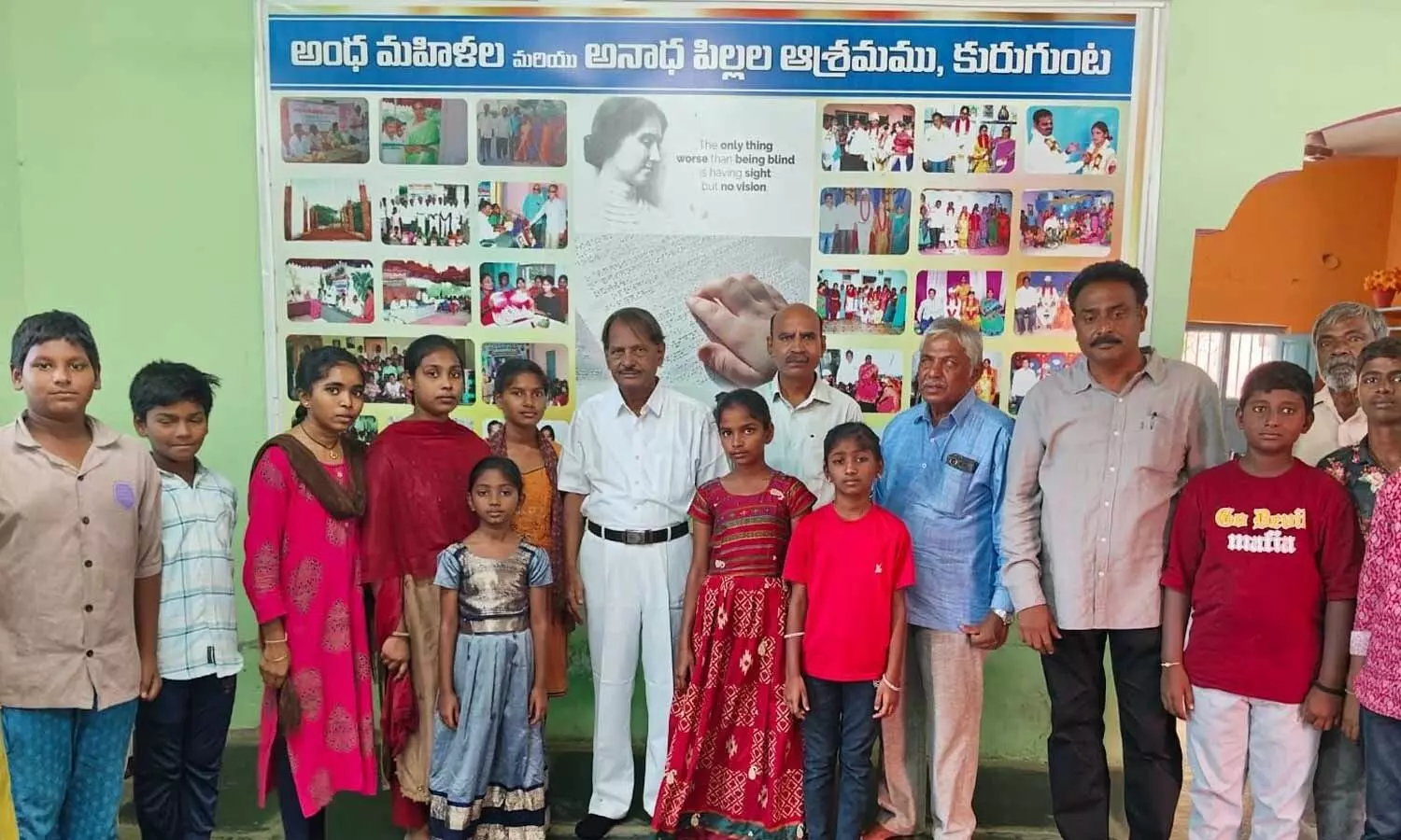 Rs 1L auto-rickshaw presented free of cost to Kurugunta orphanage Rs 1L auto-rickshaw presented free of cost to Kurugunta orphanage