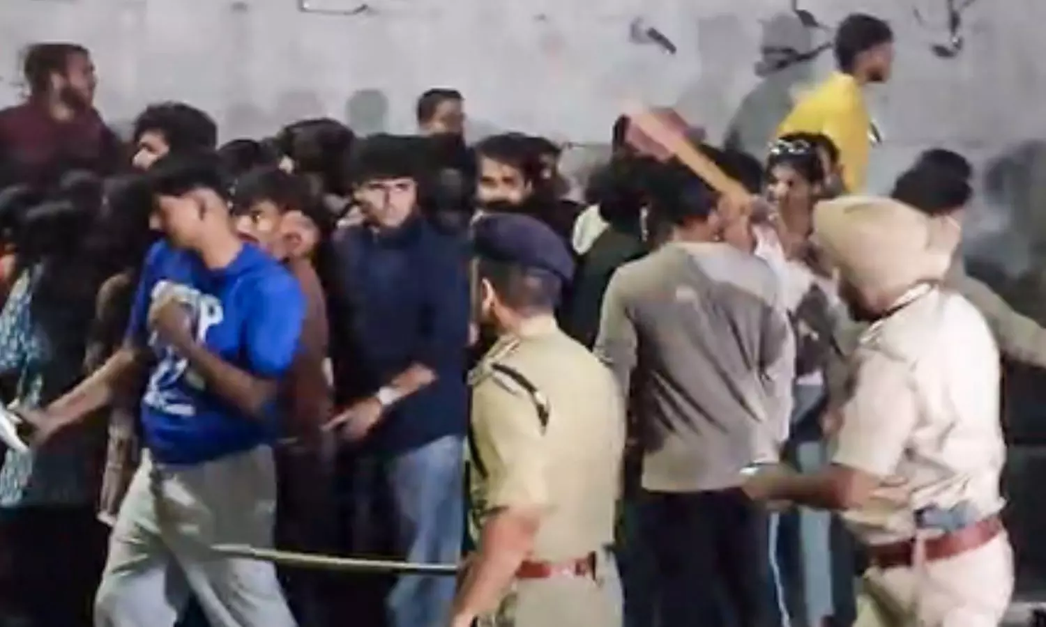 Lovely Professional University (LPU) on Monday blamed the entry of outsiders Lovely Professional University (LPU) on Monday blamed the entry of outsiders