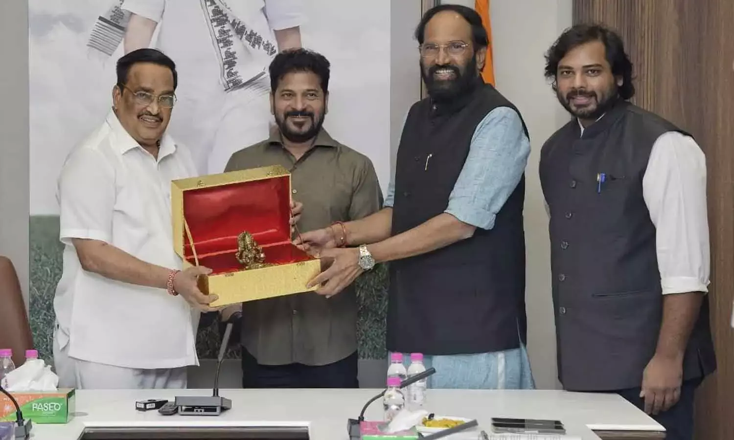 Chief Minister A Revanth Reddy and Irrigation Minister Uttam Kumar Reddy with Union Jal Shakti Minister C R Patil in New Delhi on Tuesday Chief Minister A Revanth Reddy and Irrigation Minister Uttam Kumar Reddy with Union Jal Shakti Minister C R Patil in New Delhi on Tuesday