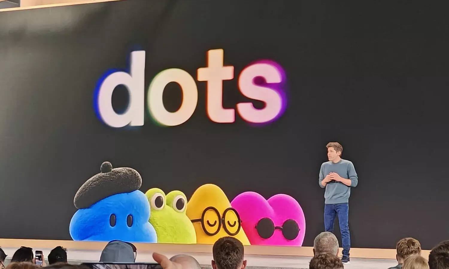 OpenAI Challenges Zuckerberg’s Muse With Dots: 5 Key Things to Know OpenAI Challenges Zuckerberg’s Muse With Dots: 5 Key Things to Know