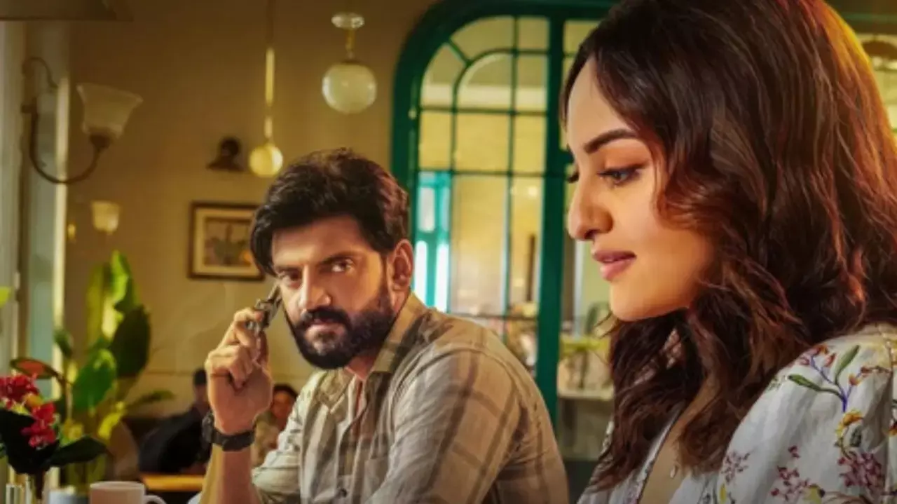 Actress Sonakshi Sinha treated fans to the first look of her upcoming romantic thriller Tu Hai Meri Kiran Actress Sonakshi Sinha treated fans to the first look of her upcoming romantic thriller Tu Hai Meri Kiran