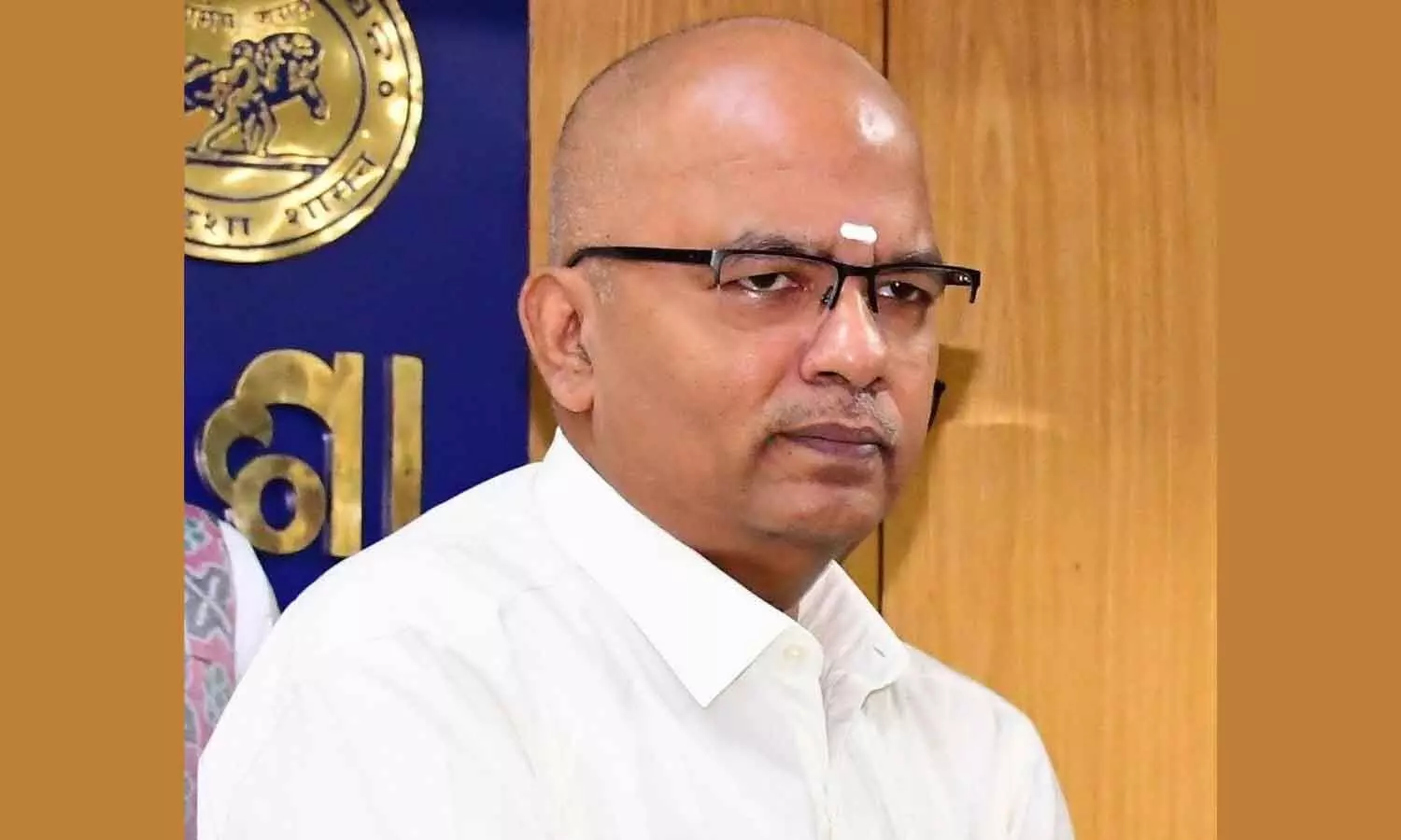 BJD, Cong question CEO Gopalan’s VRS BJD, Cong question CEO Gopalan’s VRS