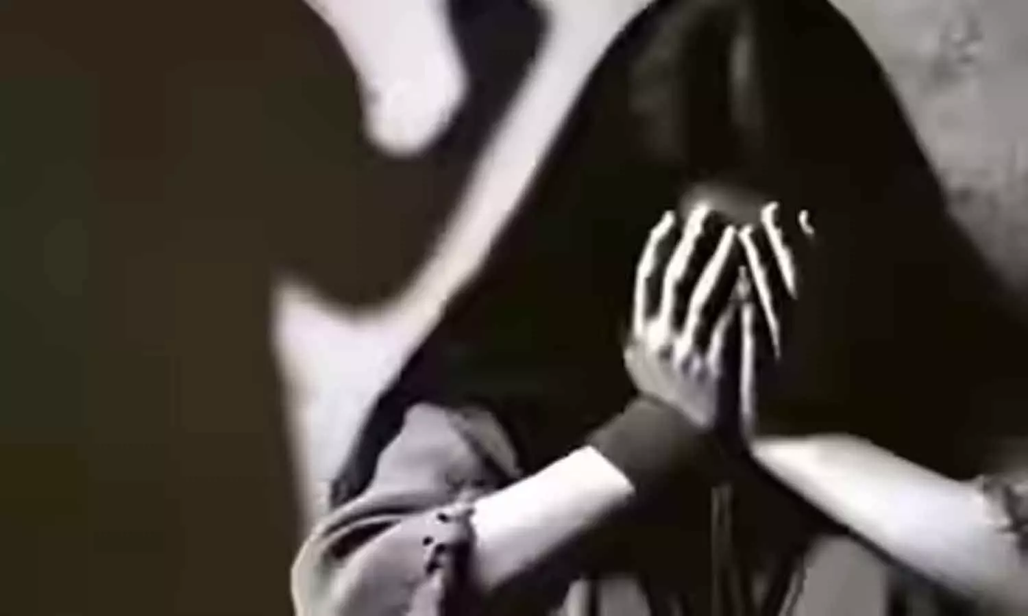 Woman engineer raped at gunpoint Woman engineer raped at gunpoint