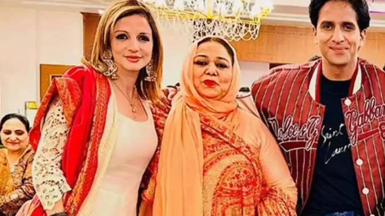 Sussanne Khan wishes boyfriend Arslan Goni’s mother Rabia on her birthday: ‘We are so blessed to have your love’