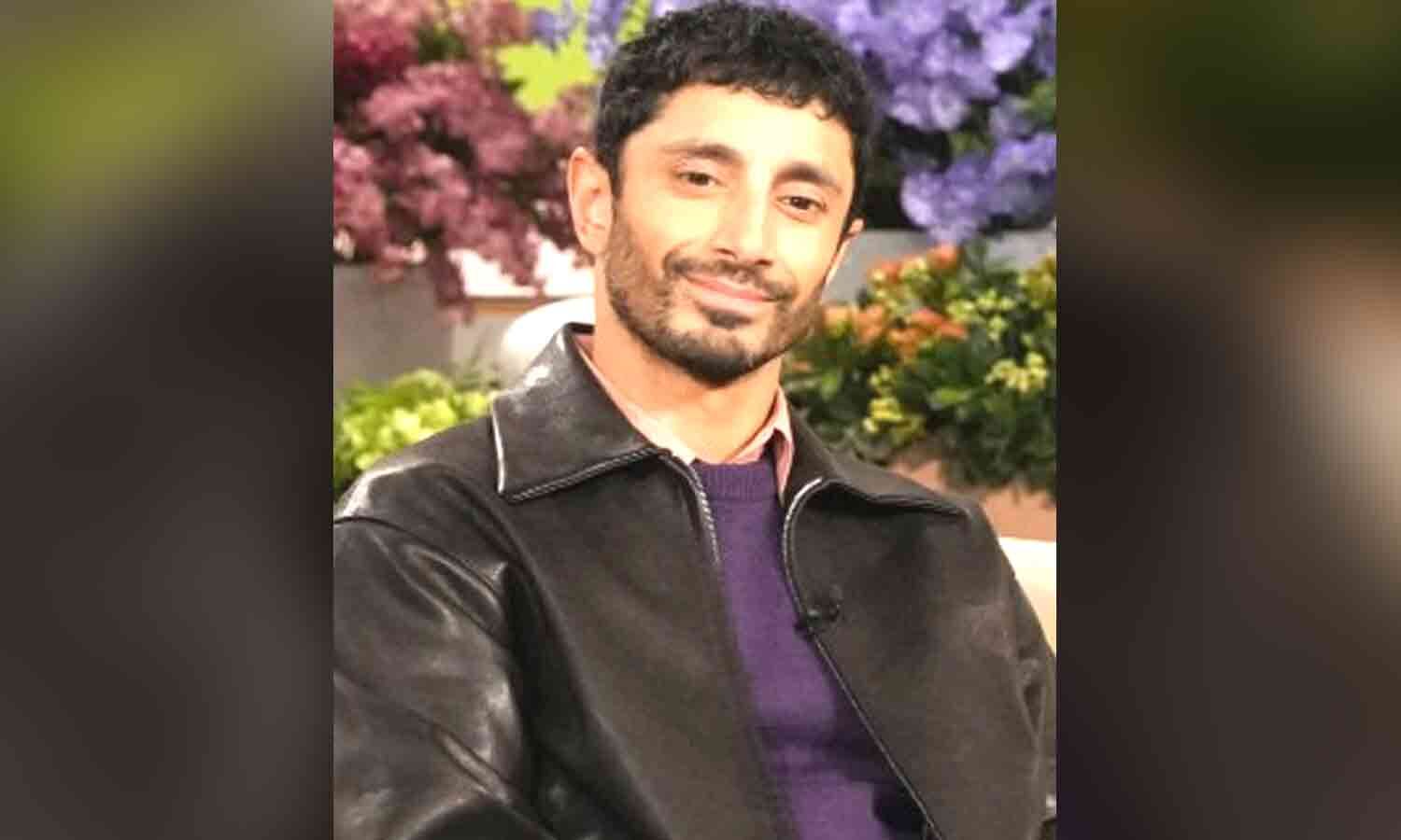 Riz Ahmed Recalls Awkward Golden Globes Encounter With Kristen Bell