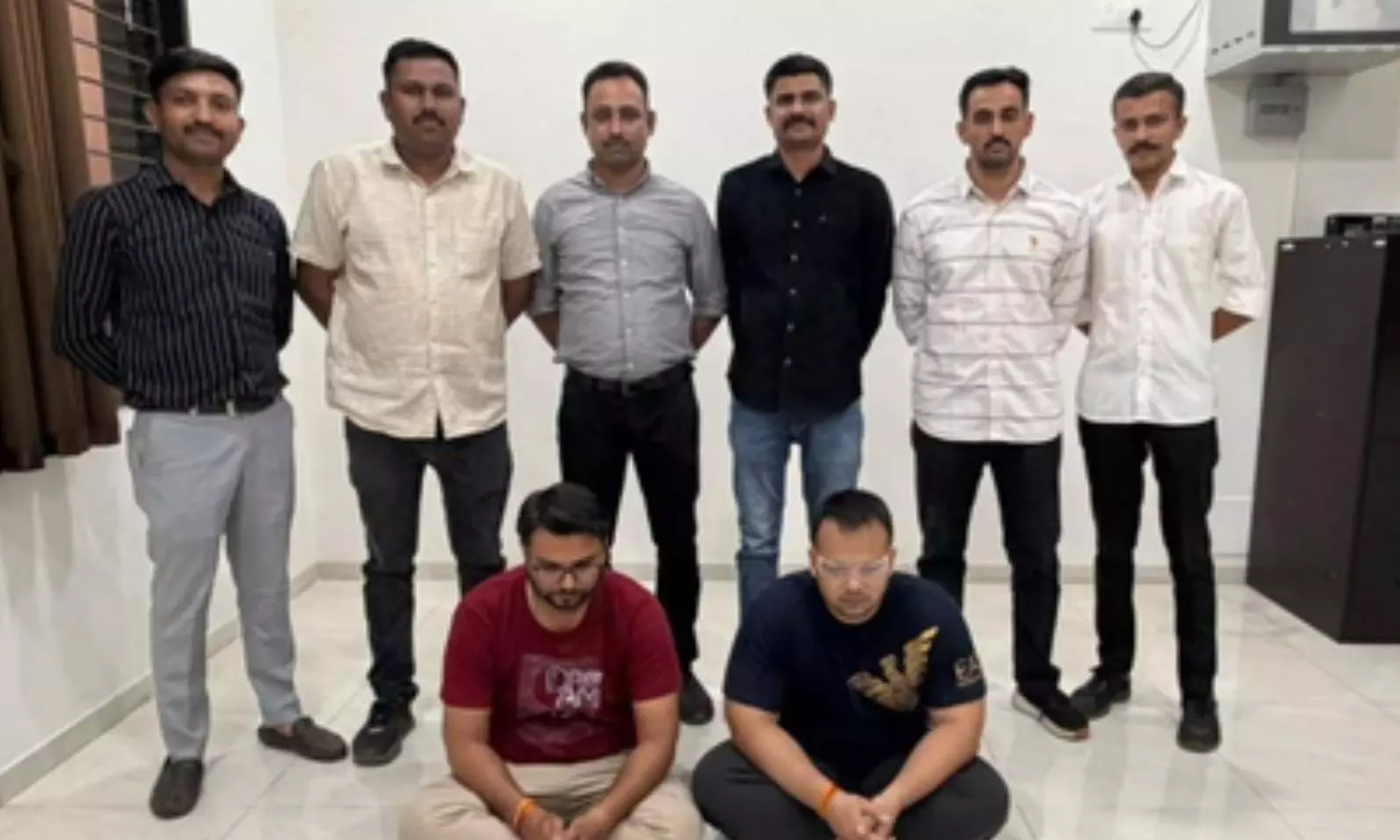 Rajkot City Cyber Crime Police has arrested two men from Gujarat’s Ahmedabad Rajkot City Cyber Crime Police has arrested two men from Gujarat’s Ahmedabad