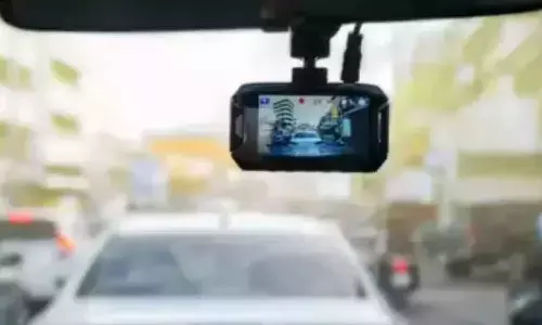 Bengaluru Techi Uses Car’s Dashcam as AI Tool and Raises Pothole Compliant