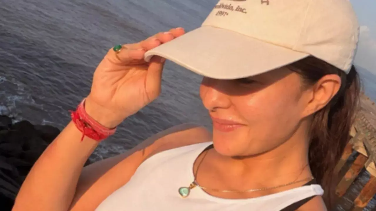 Actress Jacqueline Fernandez provided a glimpse into her week of workouts on her official Insta Actress Jacqueline Fernandez provided a glimpse into her week of workouts on her official Insta
