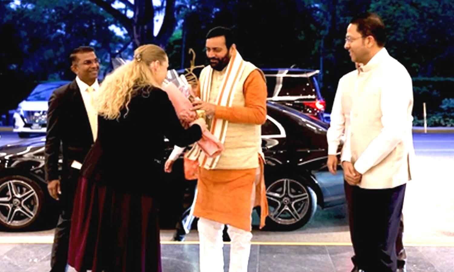 Haryana Chief Minister Saini Visits Singapore to Attract Investment