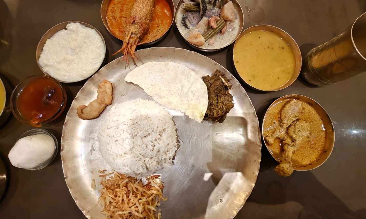 Kolkata Restaurant Showcases Bengali Fish, Prawns and Sweets