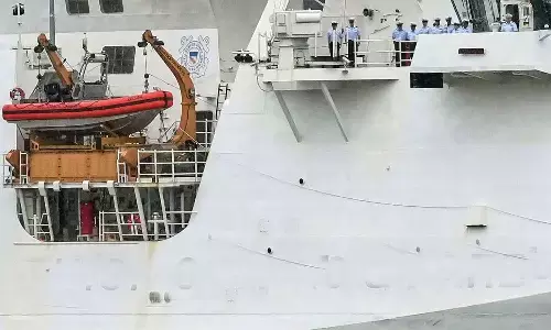 Coast Guard search for plane with 6 aboard that declared emergency on trip from Bermuda to Boston Coast Guard search for plane with 6 aboard that declared emergency on trip from Bermuda to Boston