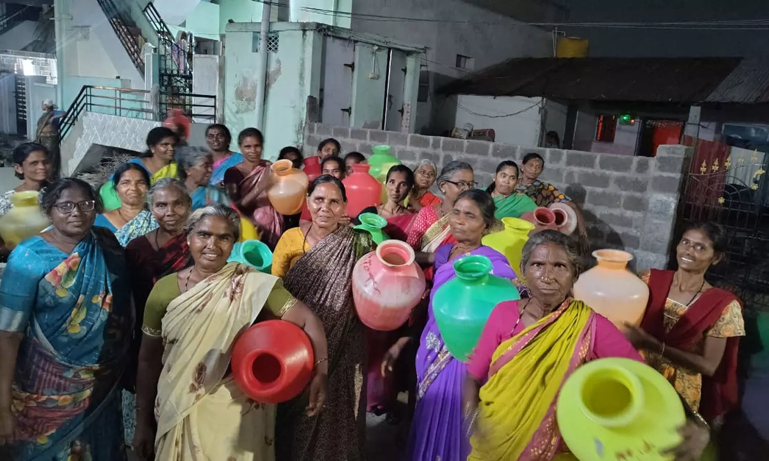 Water flows for others, SC Colony left high and dry- Midnight protest in Panchalingala; women accuse MP of ignoring native village, allege caste discrimination Water flows for others, SC Colony left high and dry- Midnight protest in Panchalingala; women accuse MP of ignoring native village, allege caste discrimination