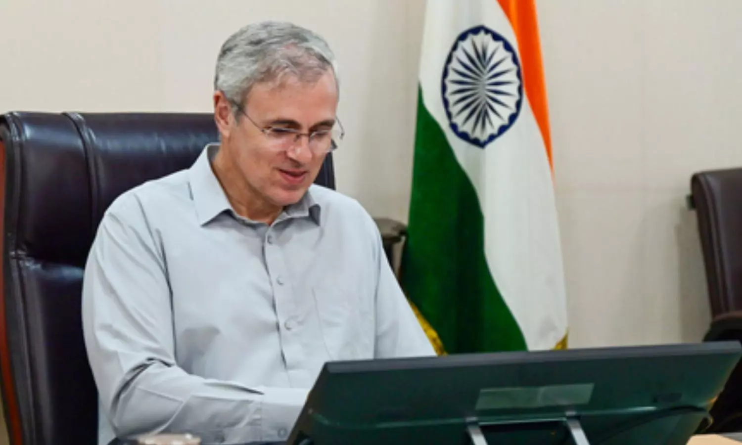 Jammu and Kashmir government has enhanced the retirement age of judicial officers from 60 to 62 years. Jammu and Kashmir government has enhanced the retirement age of judicial officers from 60 to 62 years.