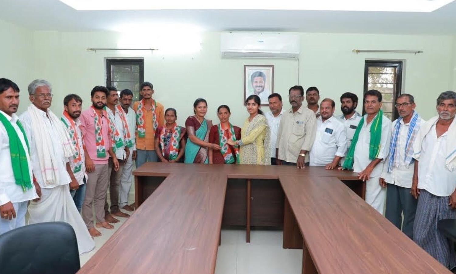BRS Leaders Join Congress in Dharmagadda Thanda
