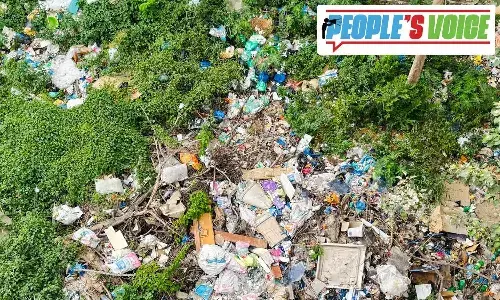 Garbage mounds in open plots a blight on Hyd’bad!