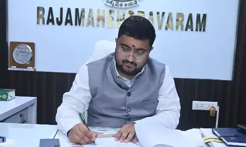 Shubham Nokhwal taking charge as Sub-Collector of Rajamahendravaram on Tuesday