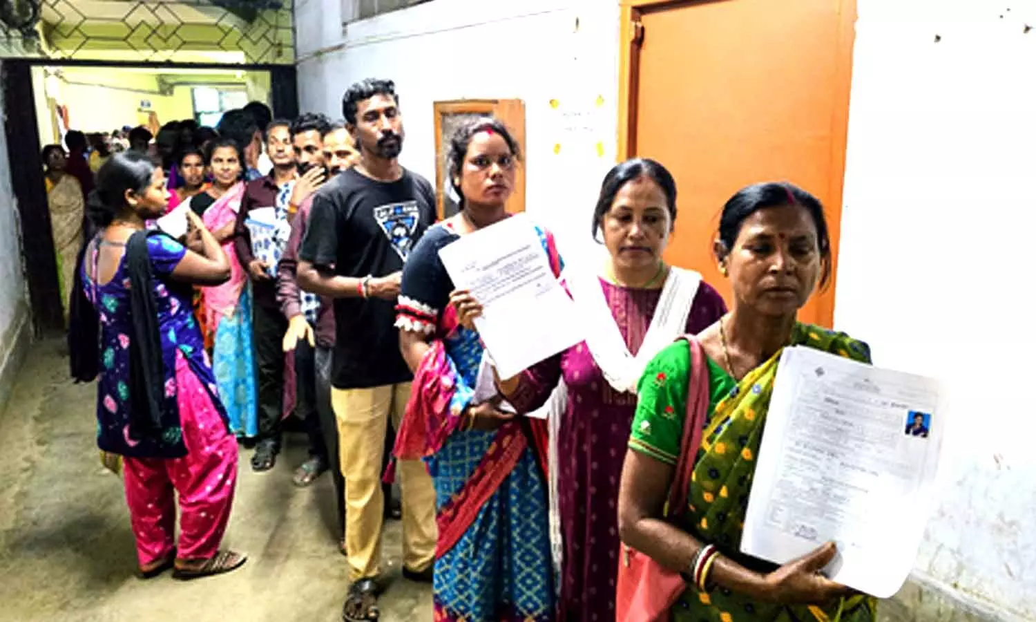 Chennai to hold voter registration camps at 4,079 polling stations on October 10-11 Chennai to hold voter registration camps at 4,079 polling stations on October 10-11