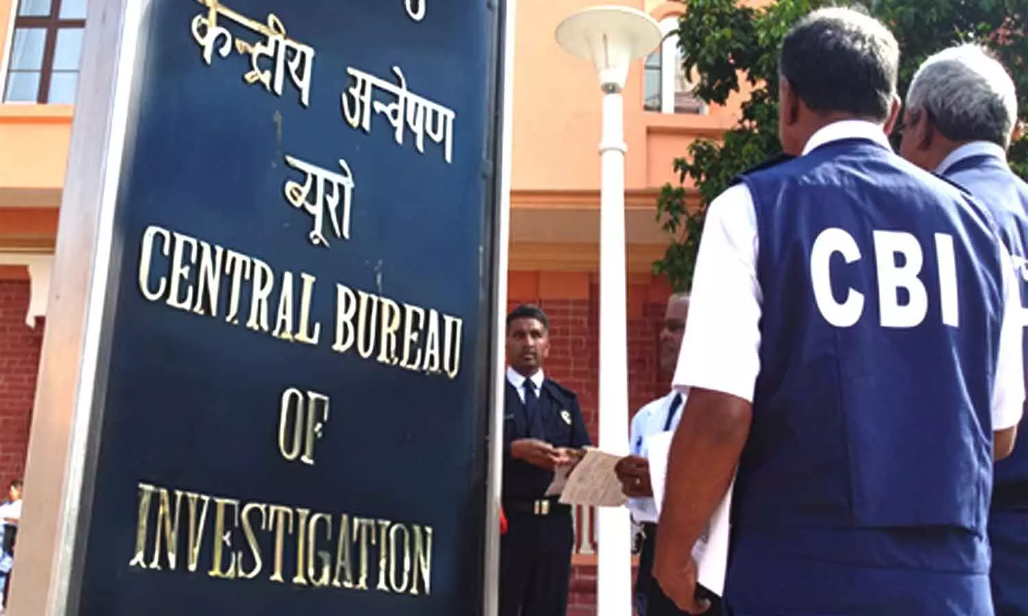 CBI arrests Chandigarh MC Sanitary Inspector in bribery case CBI arrests Chandigarh MC Sanitary Inspector in bribery case