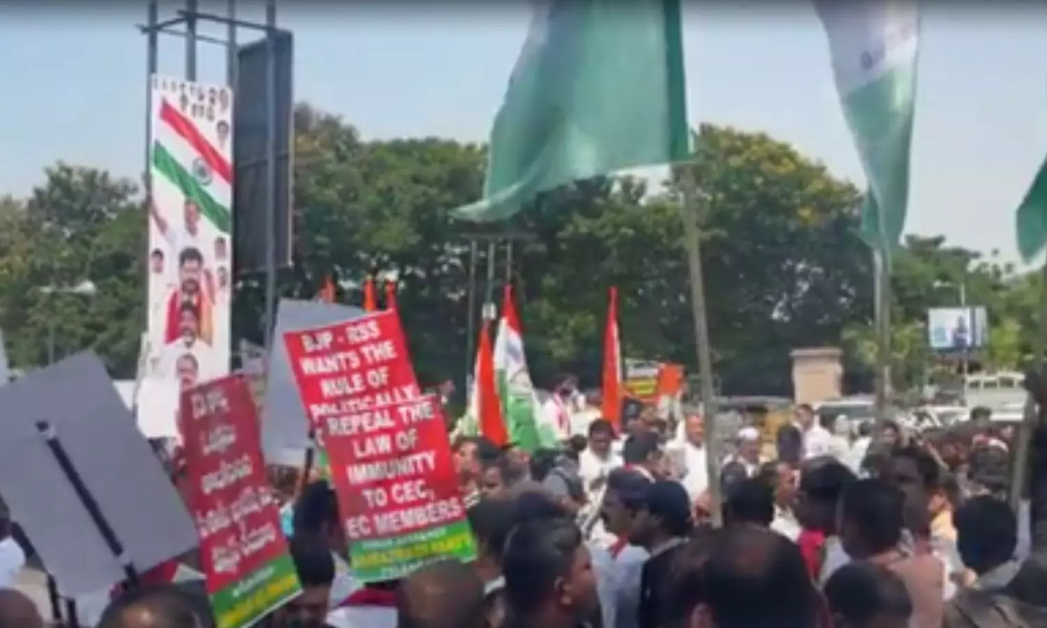 Leaders of Congress and other constituents of the INDIA Bloc were detained in Hyderabad Leaders of Congress and other constituents of the INDIA Bloc were detained in Hyderabad